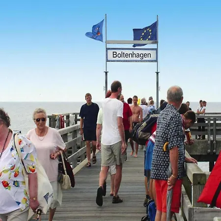 De Poeler Drift, 度假居 *